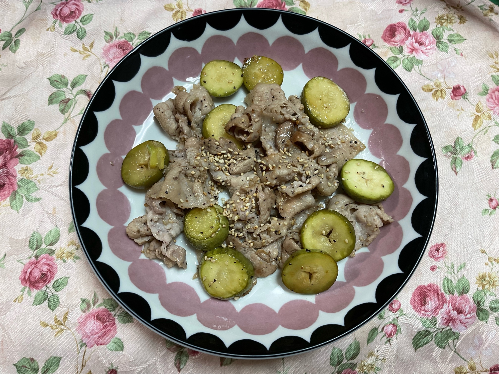 子メロンの漬物と豚肉炒め