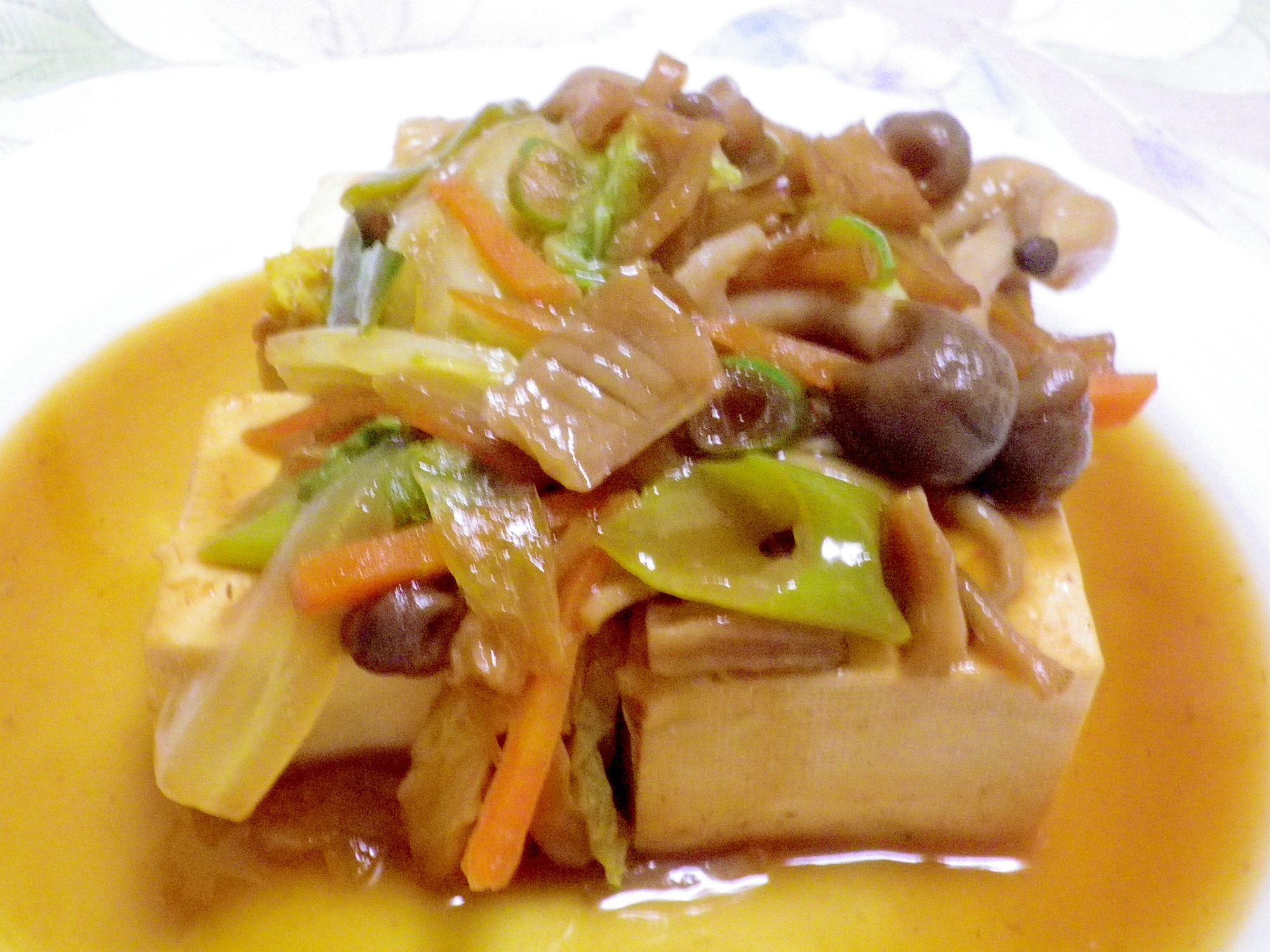 豆腐のステーキ(きのこと貝柱ソース)
