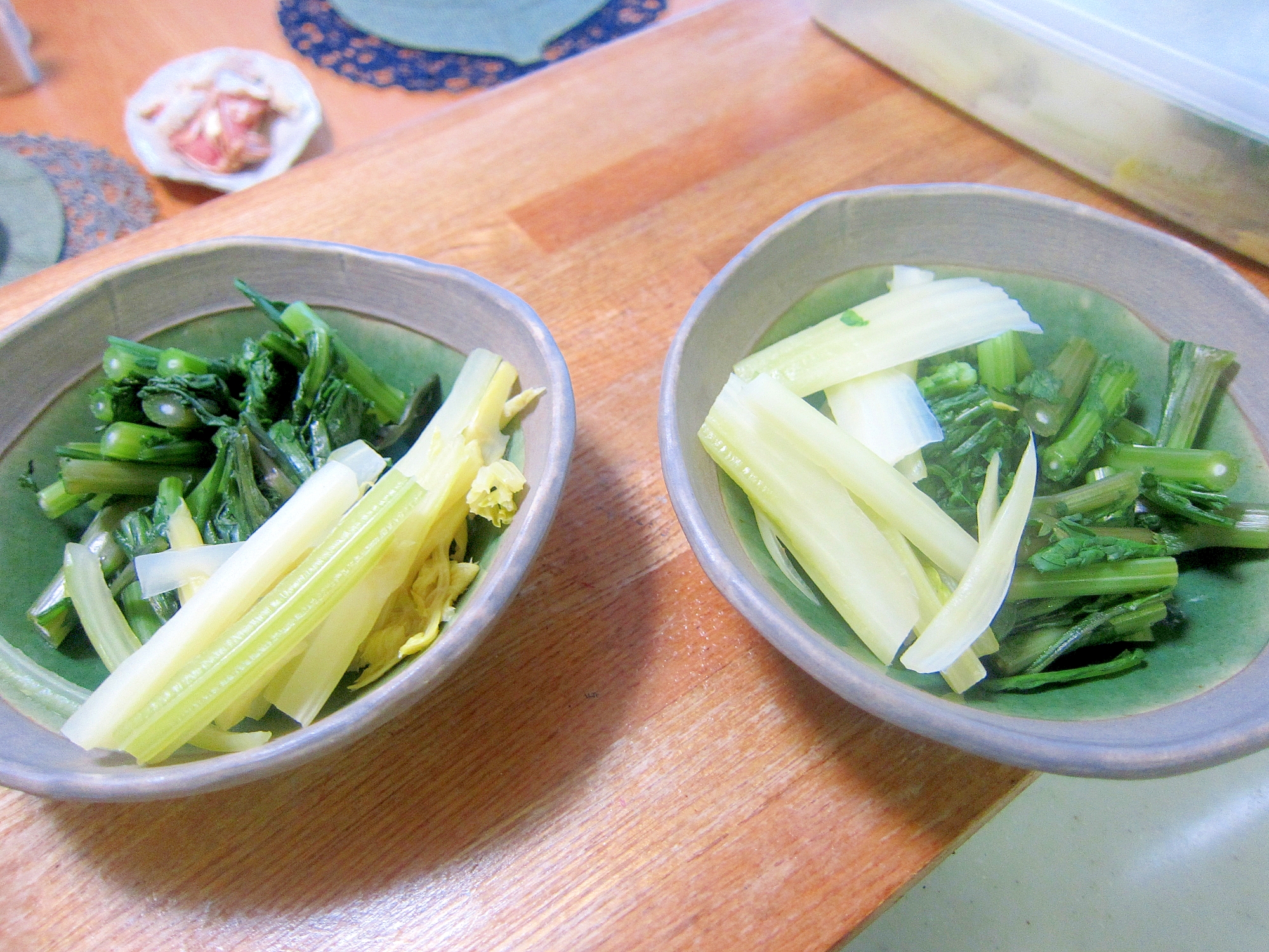 春菊とセロリのポン酢煮サラダ
