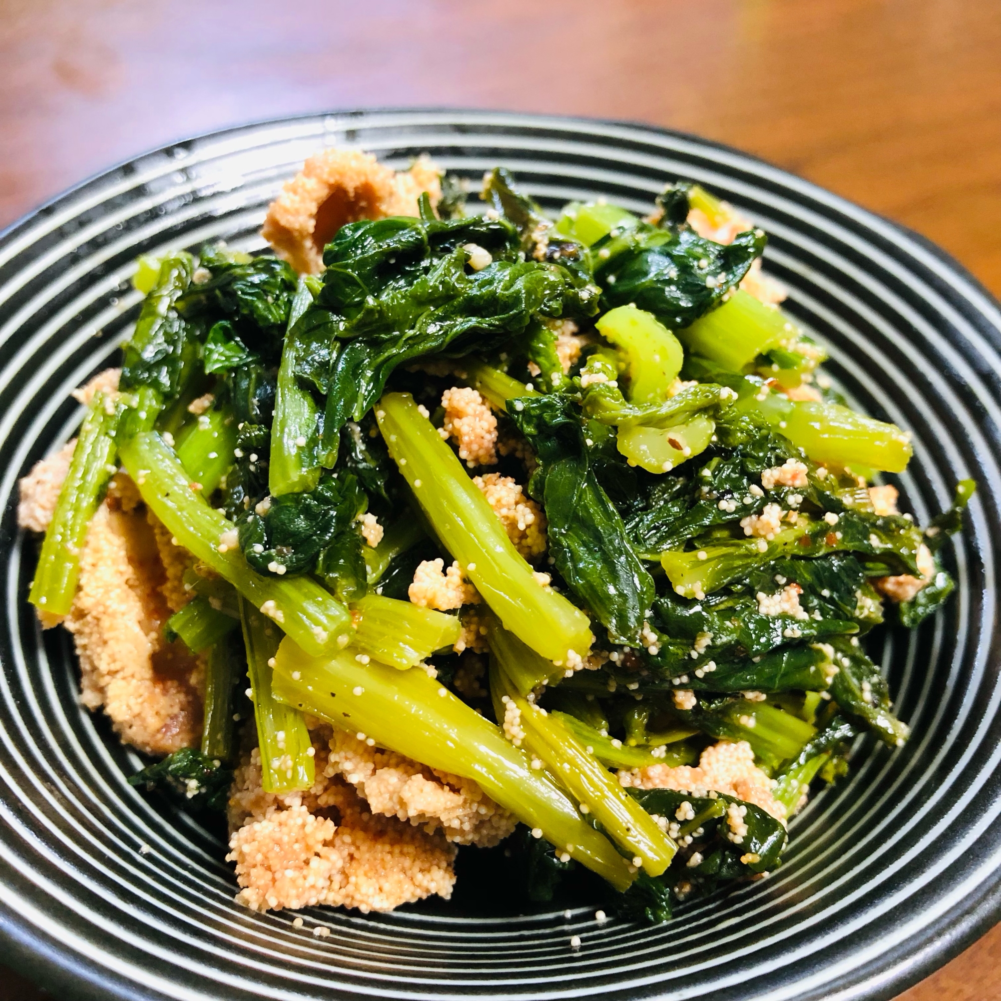 *ご飯のお供に* 蕪の葉と明太子炒め