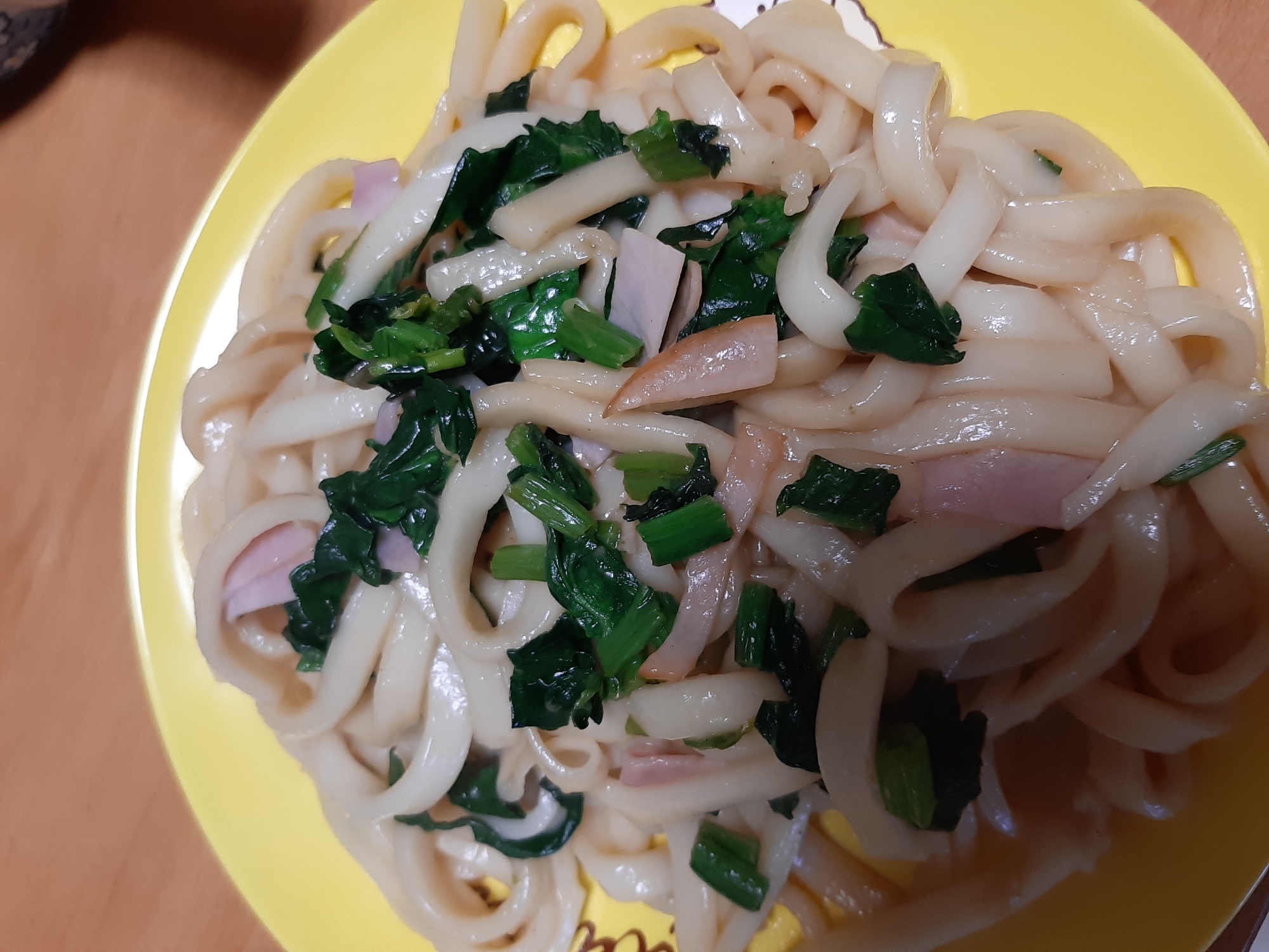 ほうれん草　ハム　焼きうどん