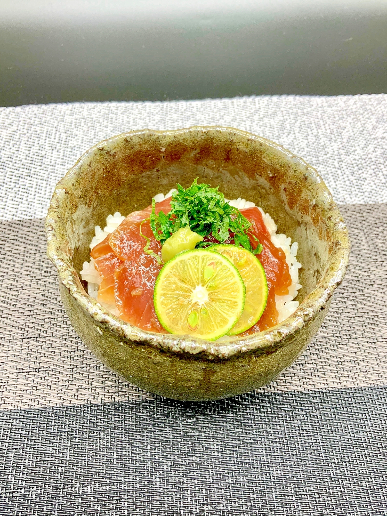 口がさっぱり(๑>◡<๑)！！すだちの漬け丼