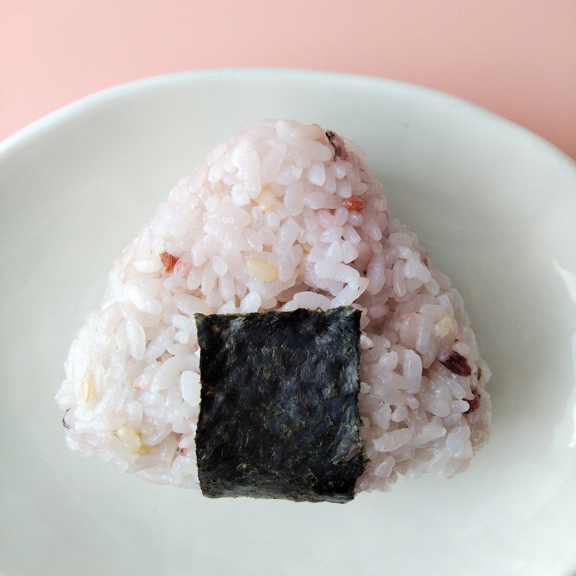 お弁当に とろろ昆布で簡単 昆布の佃煮風おにぎり レシピ 作り方 By Mmmzしばらく返レポできませんm M 楽天レシピ お弁当に とろろ昆布で簡単 昆布の佃煮風おにぎり レシピ 作り方 By Mmmzしばらく返レポできませんm M 楽天レシピ