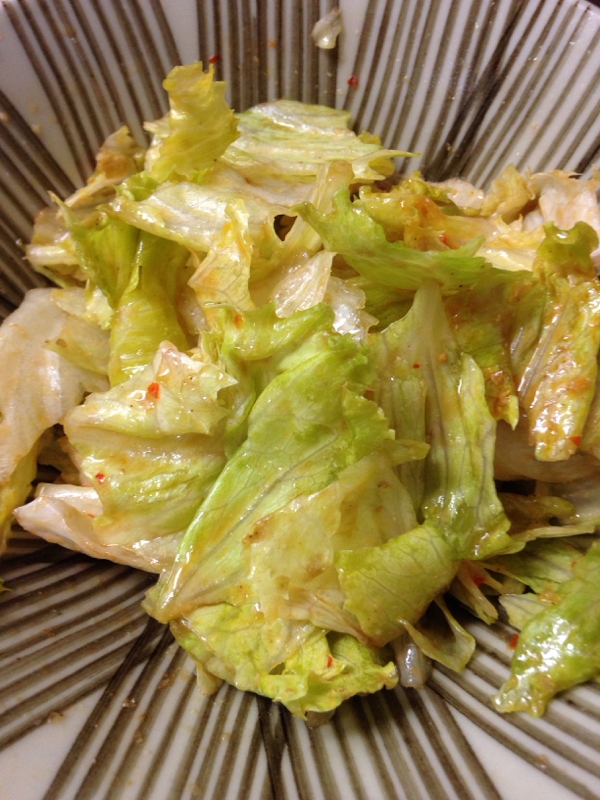 レタスだけでも充分満足 レタスのサラダ レシピ 作り方 By Mi8045 楽天レシピ