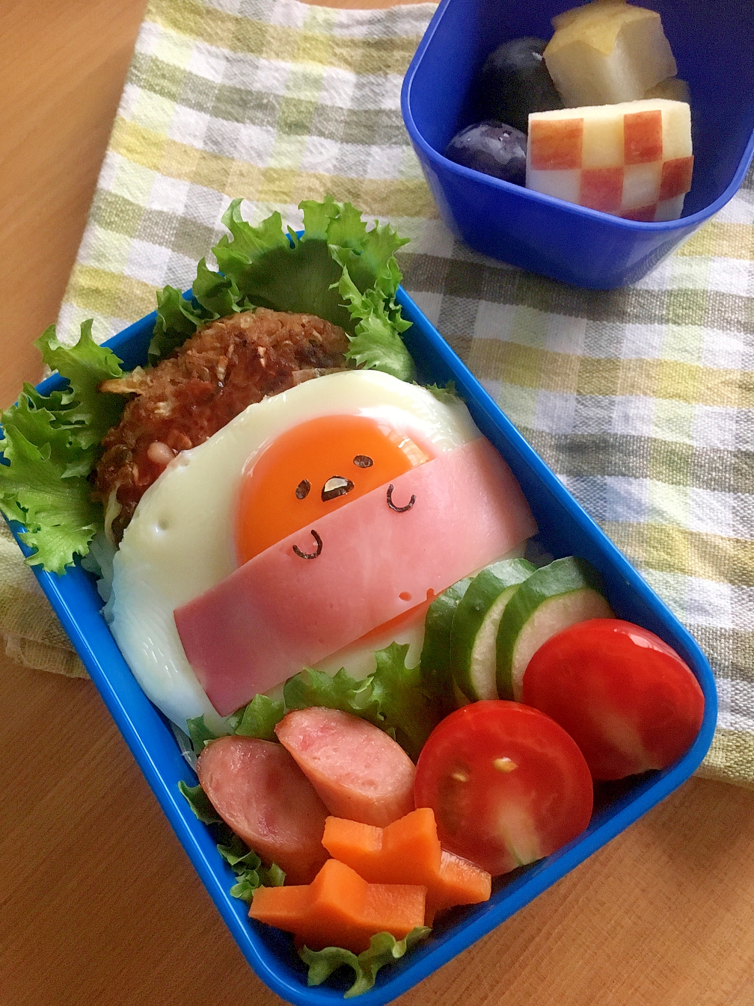 子供が喜ぶ 簡単キャラ弁 ぐでたまのロコモコ弁当 レシピ 作り方 By Cherry05 楽天レシピ