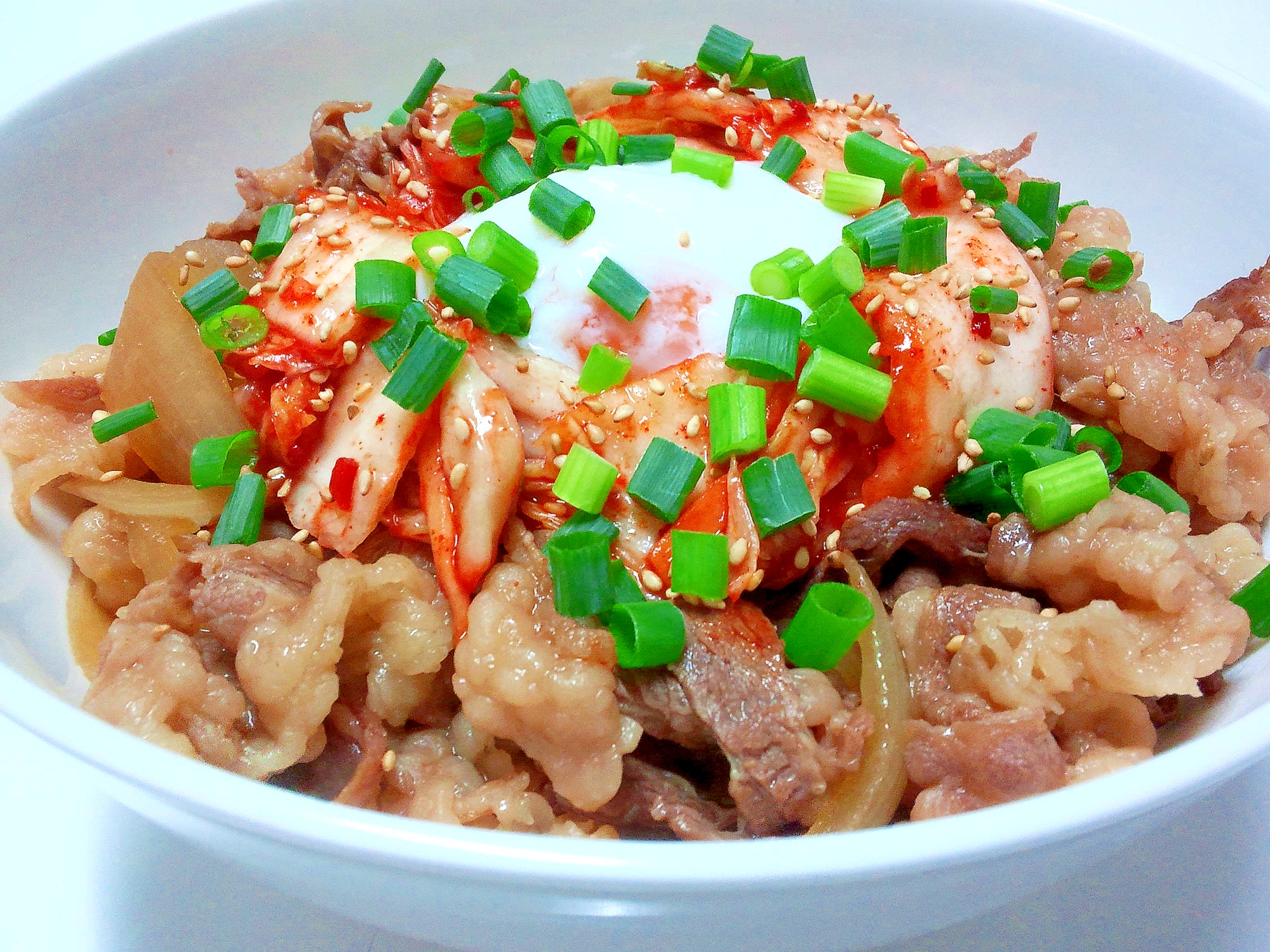 **温玉のせキムチ牛丼**