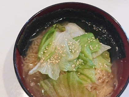 インスタントアレンジ☆緑の野菜の山椒ラーメン