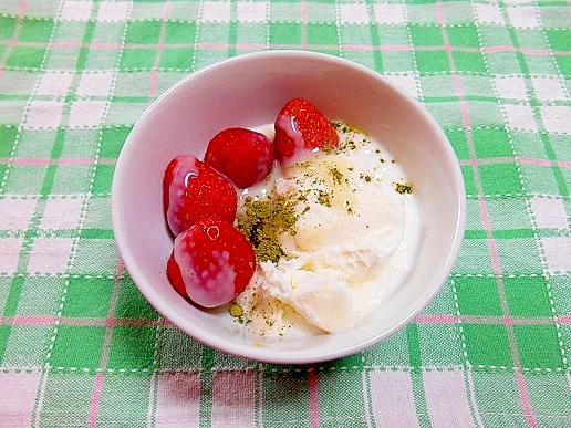 練乳苺＆抹茶ヨーグルトアイス