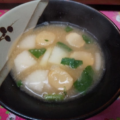 麩と大根のお味噌汁