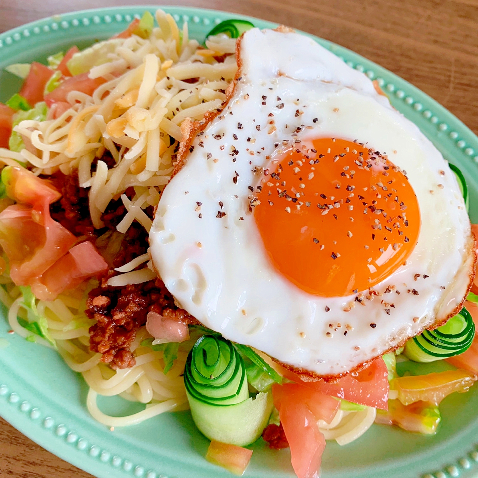 糖質ゼロ麺でタコライス風