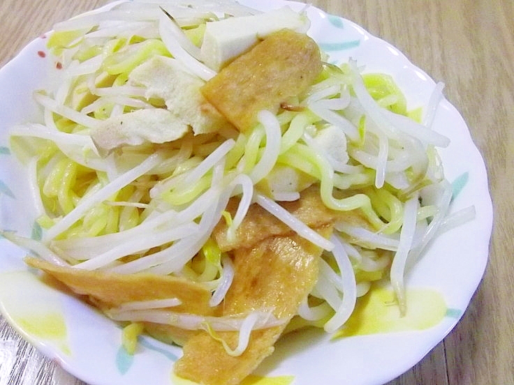 駄菓子でごはん♪甘いかの醤油焼きそば♪