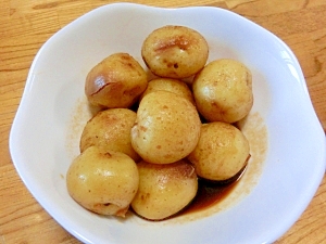 小じゃがいもを まるごと照り煮 レシピ 作り方 By もりくーん 楽天レシピ 小じゃがいもを まるごと照り煮 レシピ 作り方 By もりくーん 楽天レシピ