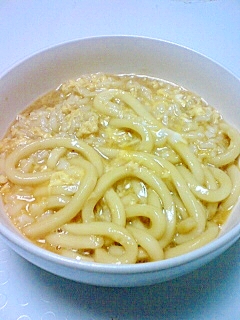 ご飯とうどんのたまご雑炊