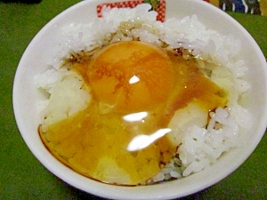 洋風 バター醤油の卵かけごはん レシピ 作り方 By Mariron 楽天レシピ