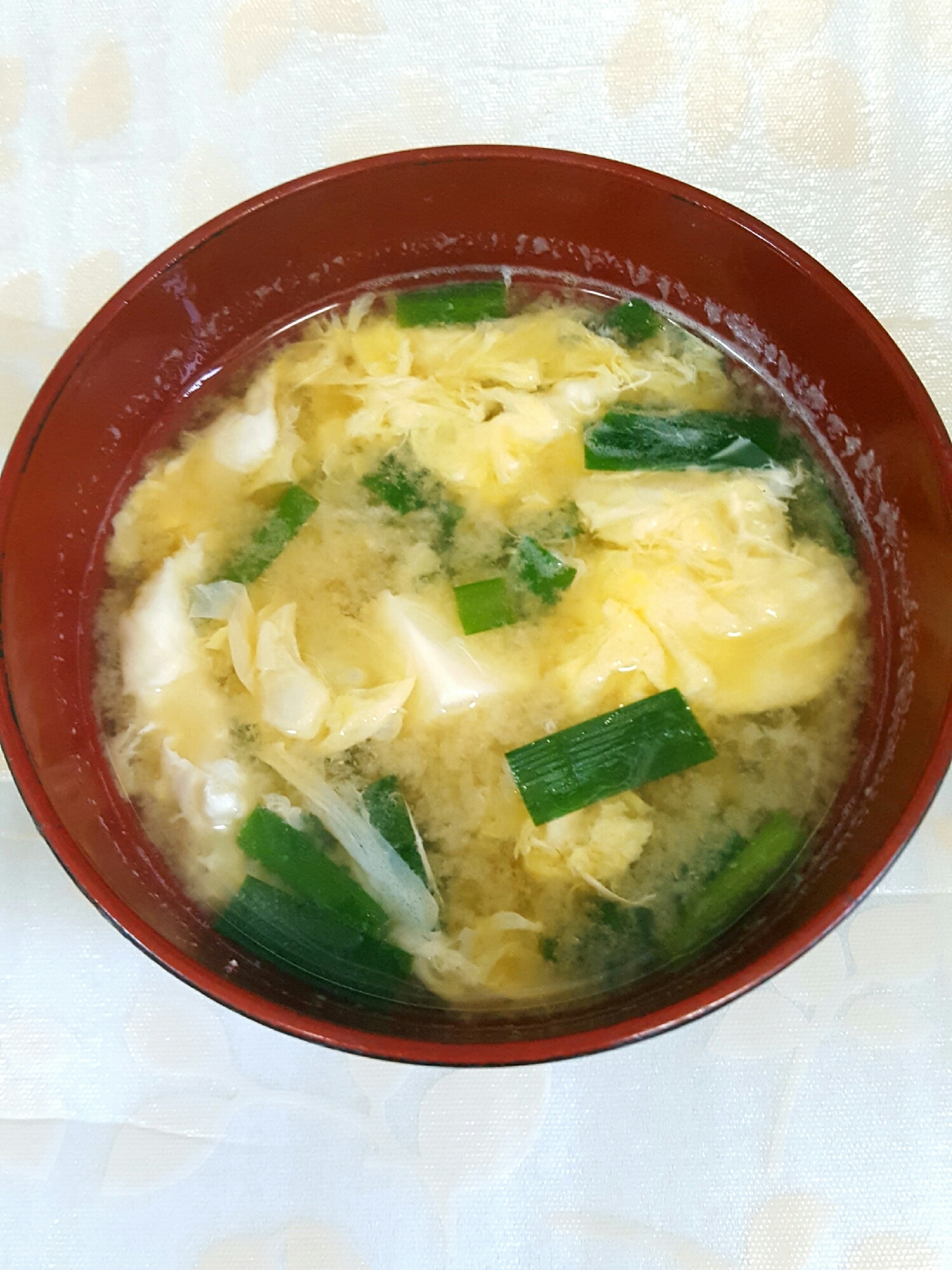 ニラ 豆腐 卵の味噌汁 レシピ 作り方 By ピッ君0129 楽天レシピ