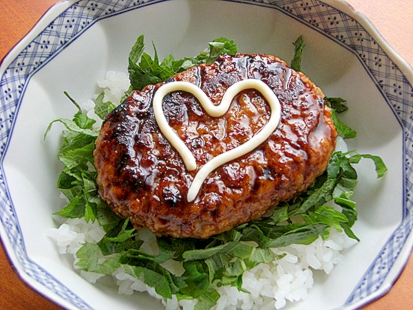 ヘルシー❤お魚ハンバーグで照り焼き丼♪（大葉）