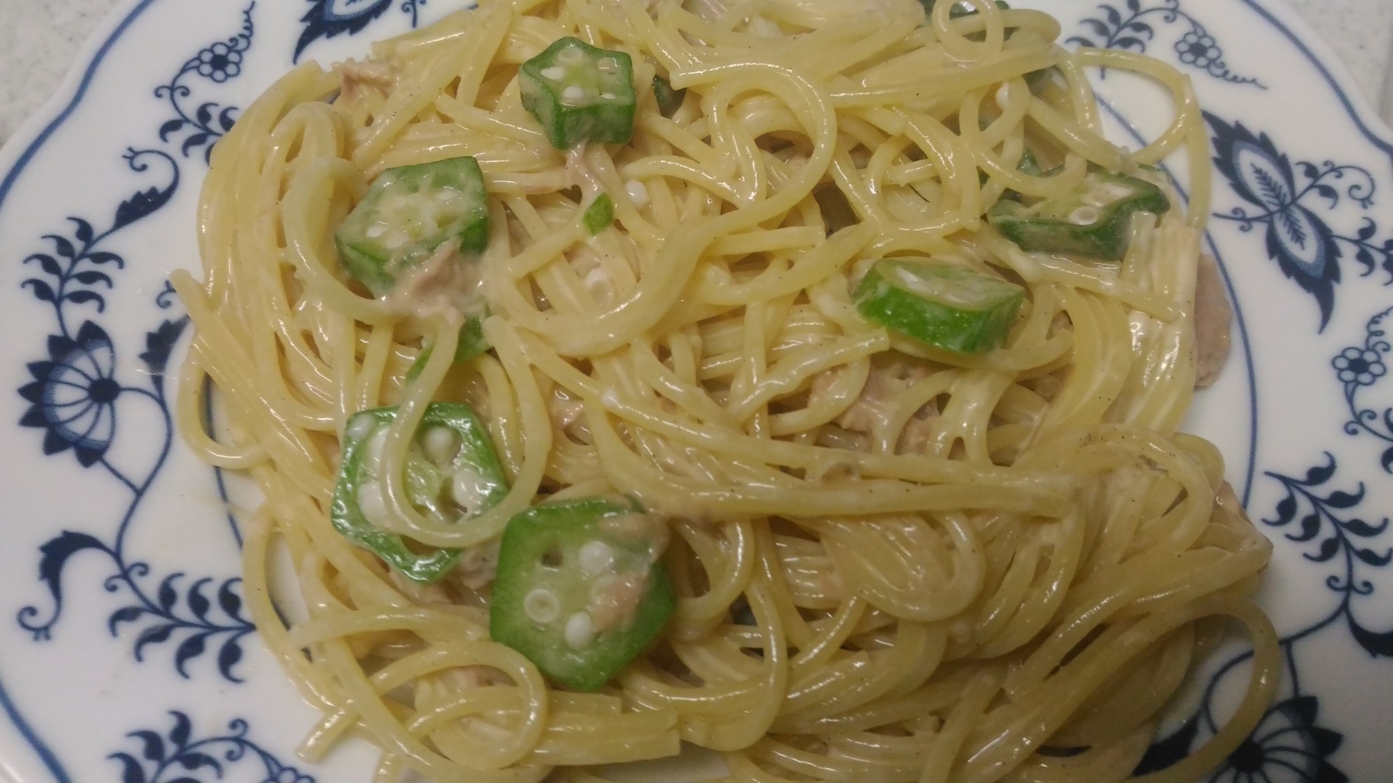 オクラとシーチキンのマヨ醤油パスタ