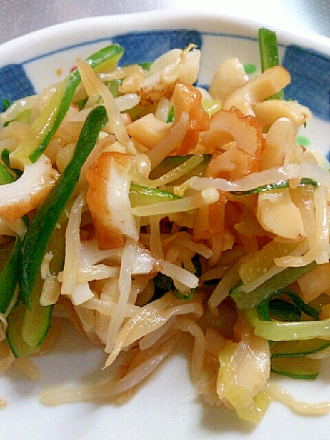 ゴマ香る、もやしの酢の物