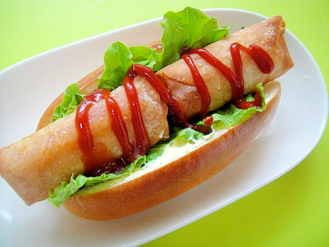 エビチリ春巻きサンド