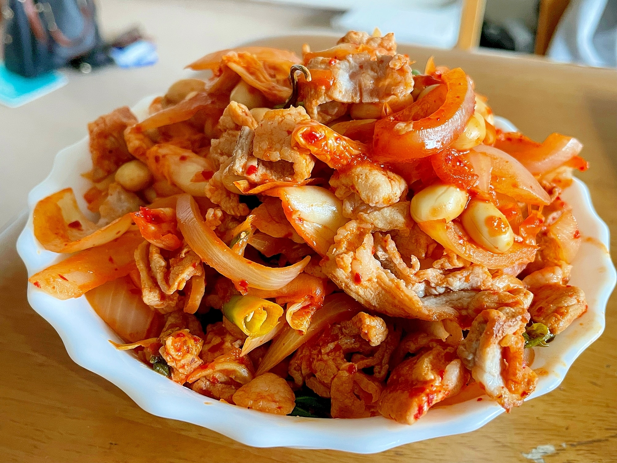 超ガッツリ！！俺の豚キムチ丼！！ レシピ・作り方 by 上大岡高島屋