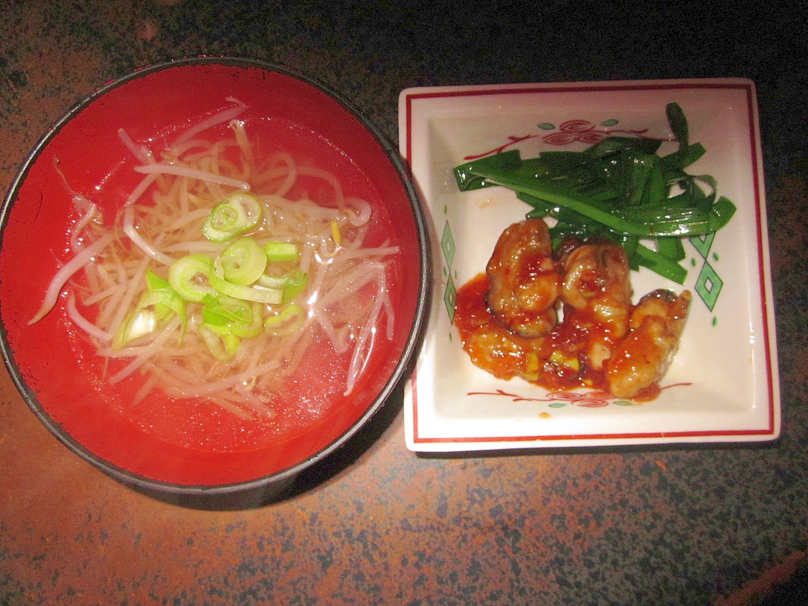 牡蠣の四川風ソース炒めともやしスープ