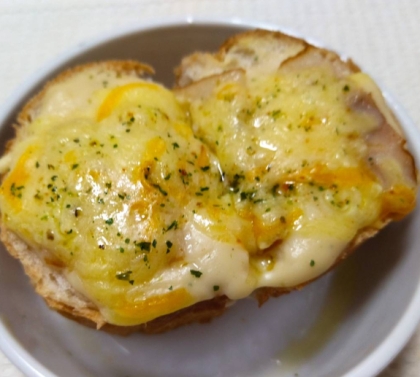 厚切り【グラタントースト】
