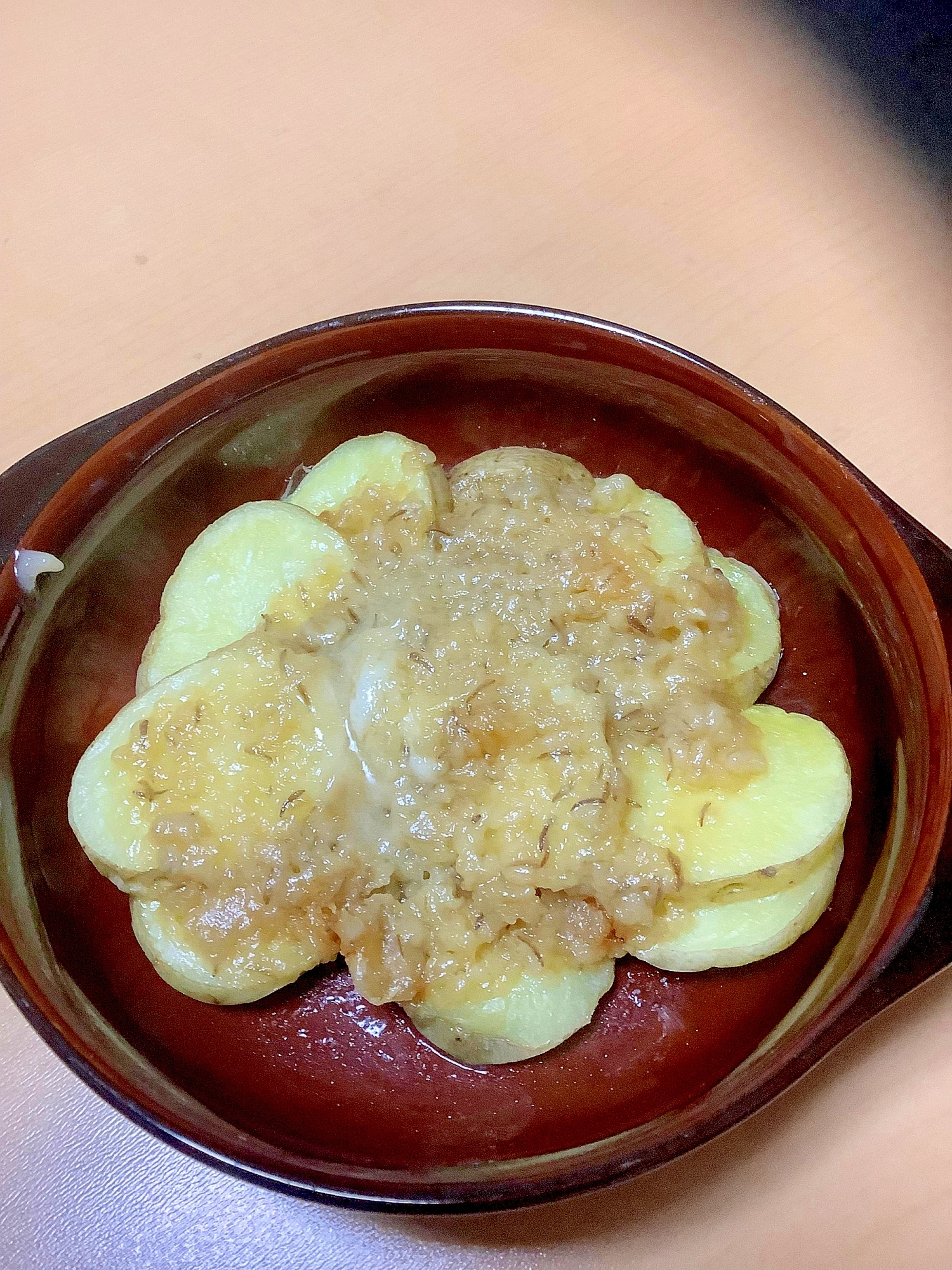 新じゃがの麦味噌マヨネーズ焼き