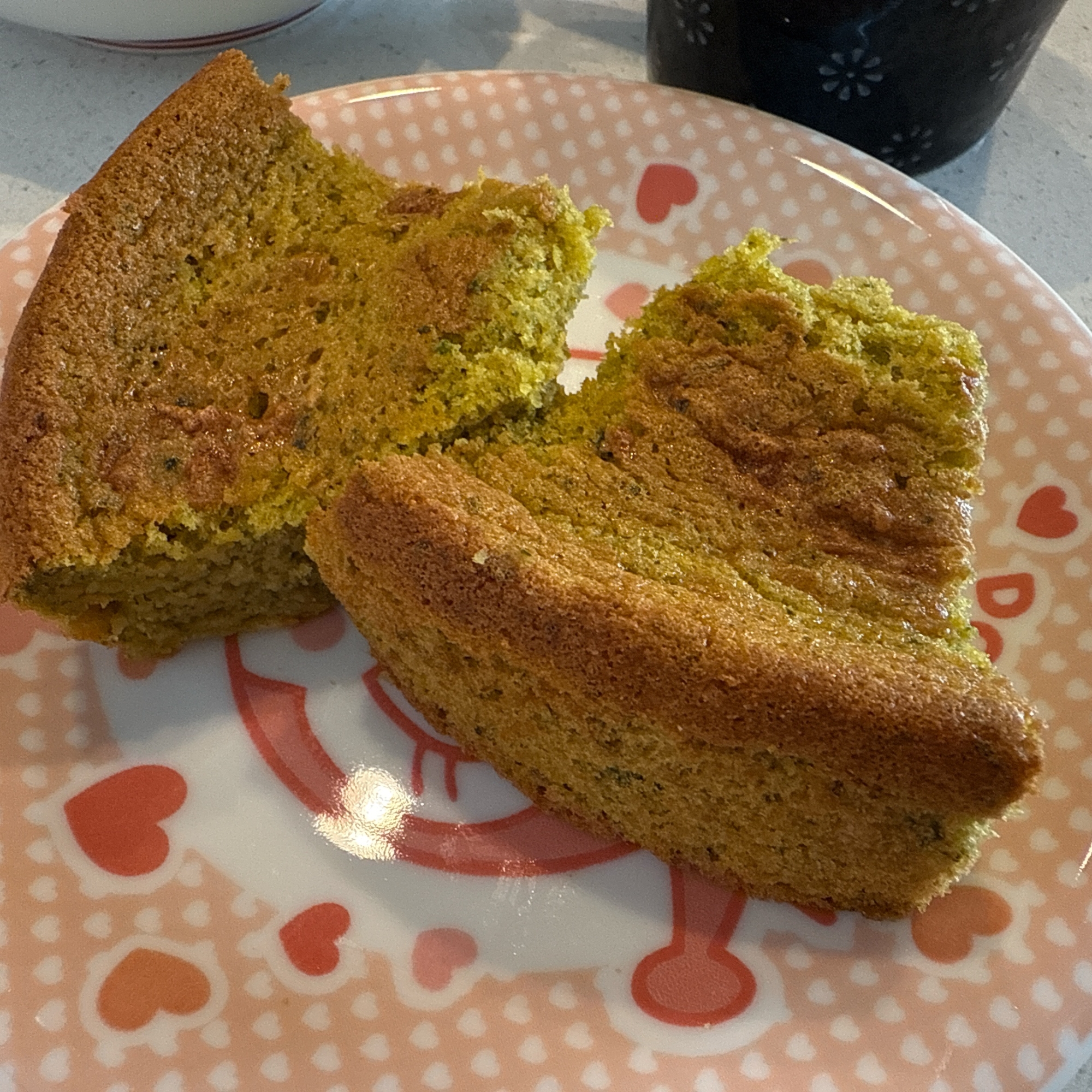 ほうれん草　シフォンケーキ