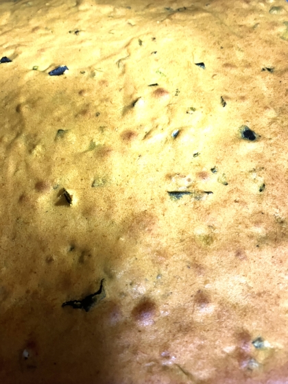 マドレーヌの型がなかったので鉄板に平らにして焼いてみました。子供にも食べやすくかぼちゃの栄誉が取れてとてもいいですね。甘さも甘すぎずちょうど良かったです^_^。