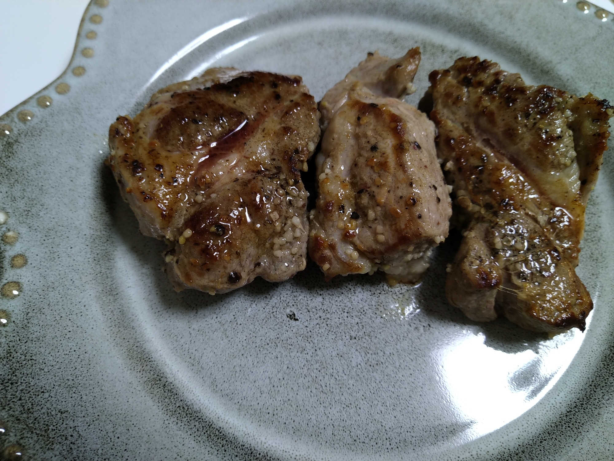 ラム肉のスパイス焼き