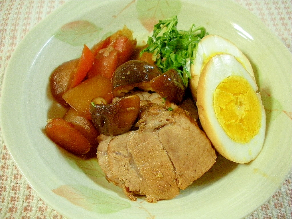 ☆豚肉と野菜、卵の煮物☆