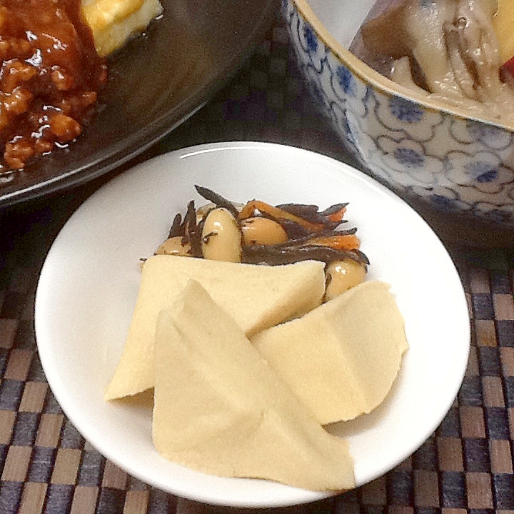 作りおきにおすすめ‼︎高野豆腐の含め煮