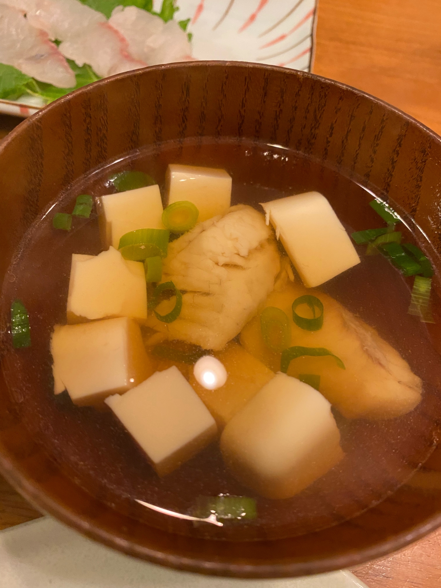 グレのアラでおすまし