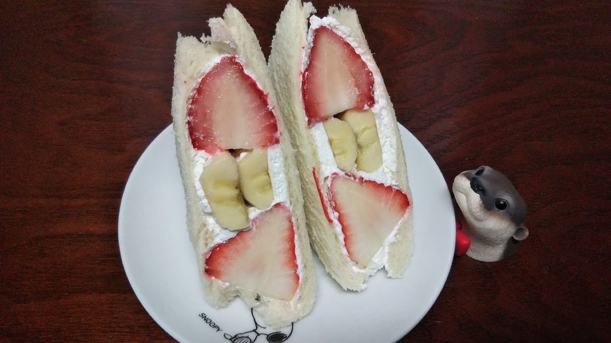 8枚切り食パンでフルーツサンド いちご バナナ レシピ 作り方 By コツカワくん 楽天レシピ
