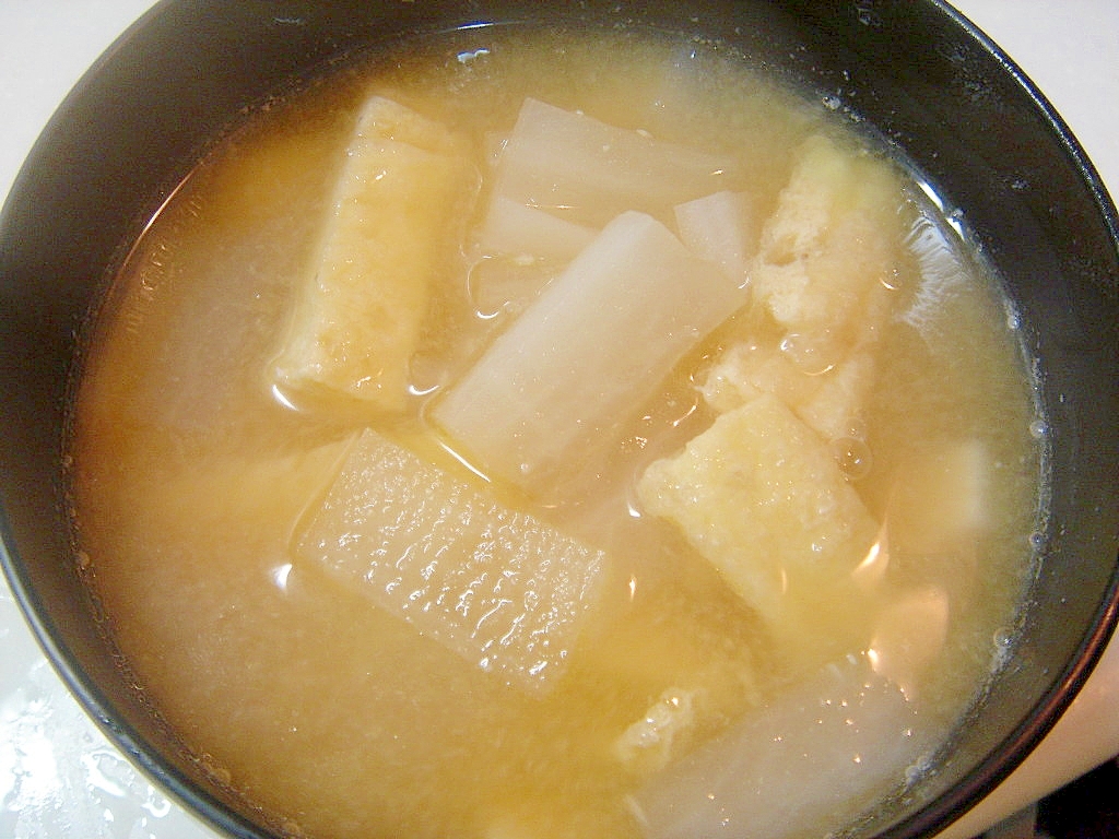 大根と里芋のお味噌汁