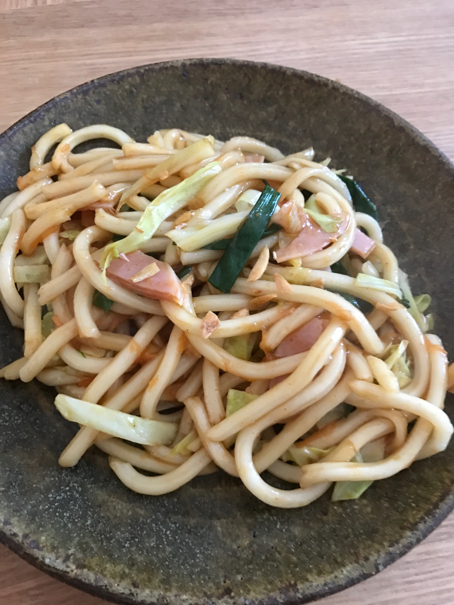 ガーリックチップ入り焼きうどん