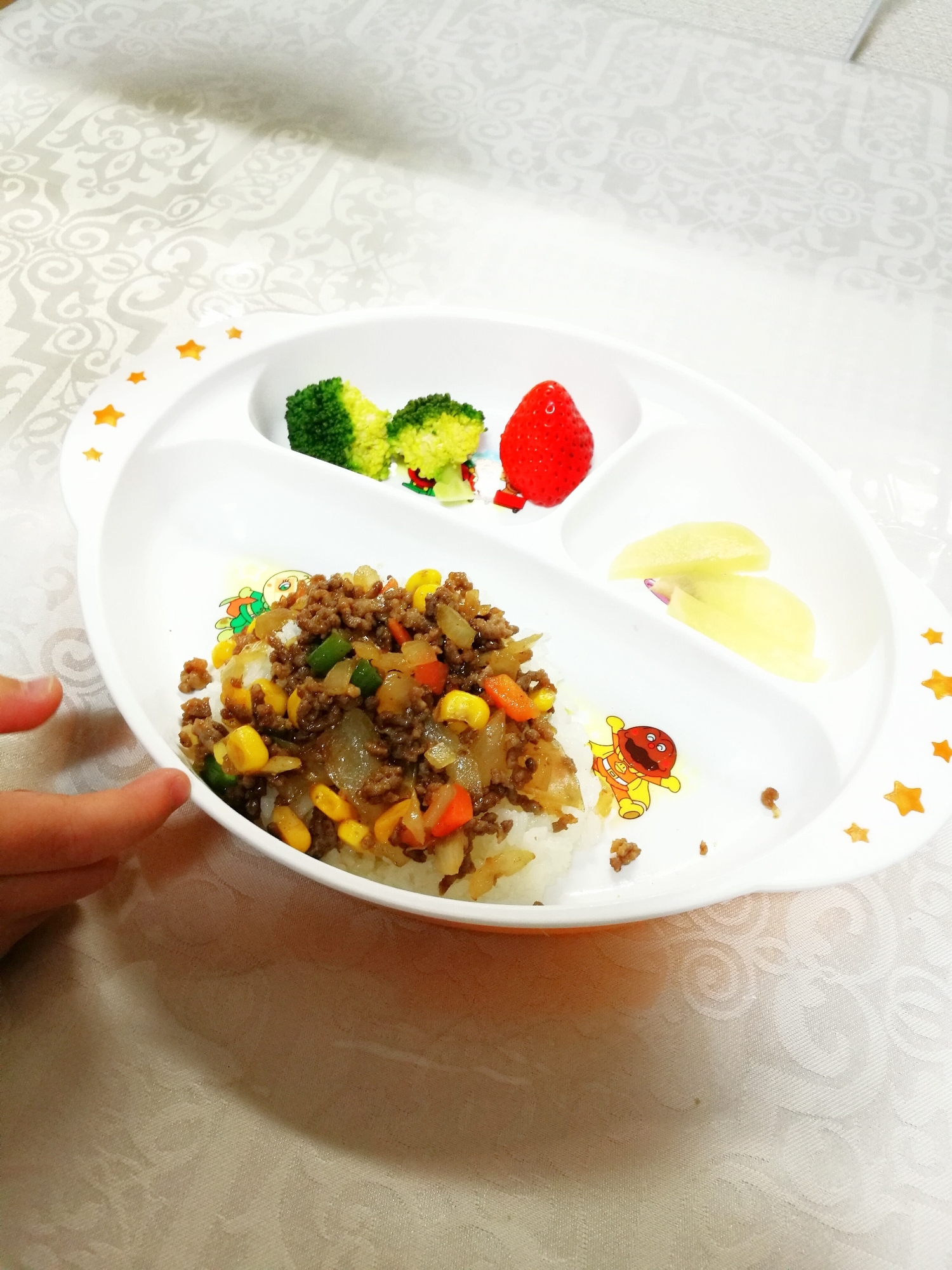 簡単!野菜たっぷり子どもも喜ぶ焼肉風ミンチ丼✴