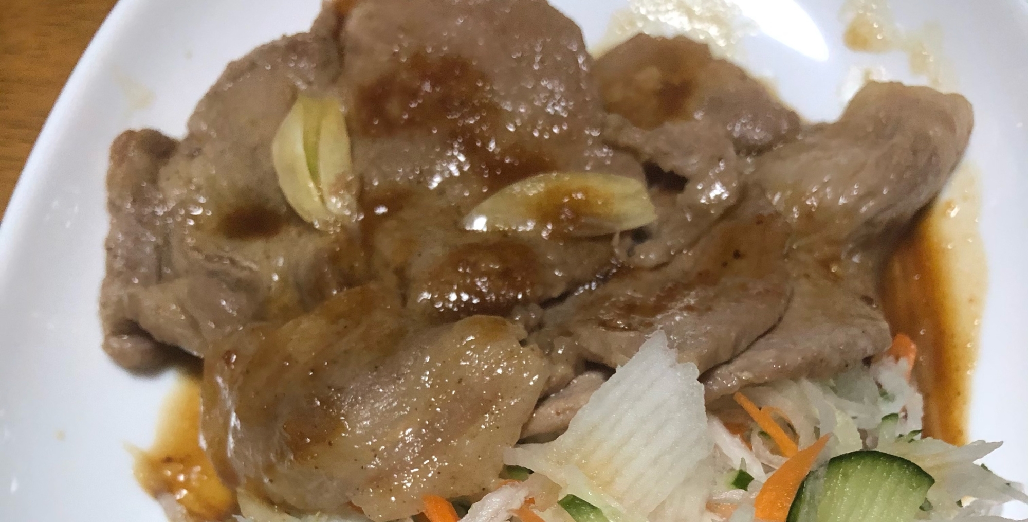 食欲そそる！豚肉のニンニク焼き