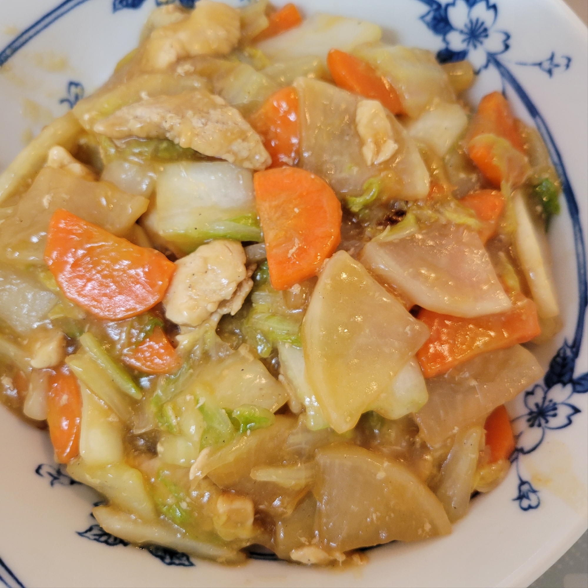 鶏肉と白菜、人参、大根のとろとろ炒め♪