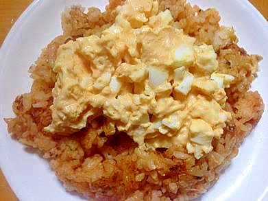 卵マヨのせケチャップライス