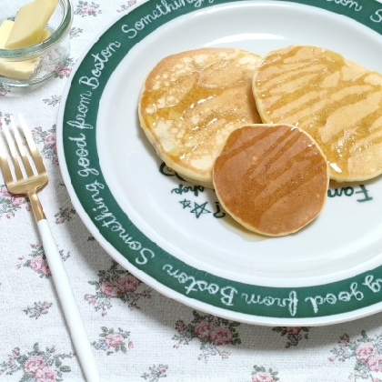 最後の１枚が小さくなっちゃいましたが、しっとりふわふわで美味しかったです。すてきなレシピがたくさんでしたのでフォローさせていただきました(^^)