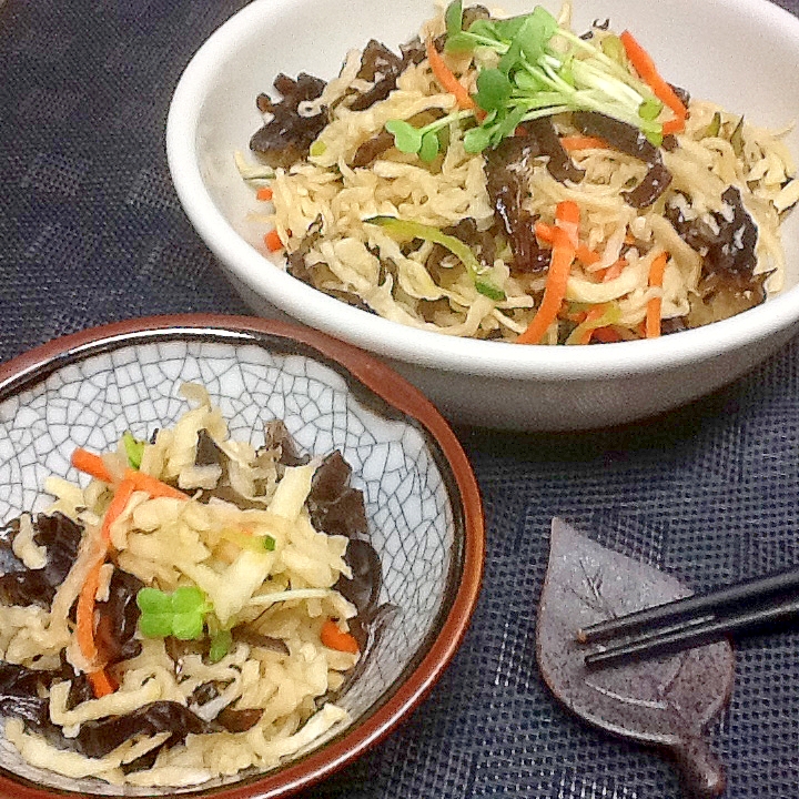 切り干し大根ときくらげの酢の物