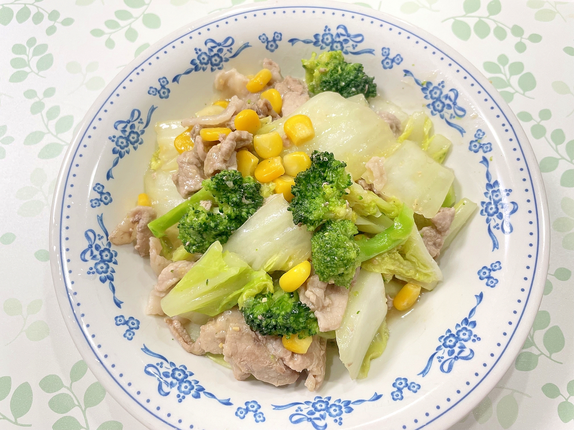 ブロッコリーと白菜の豚肉炒め