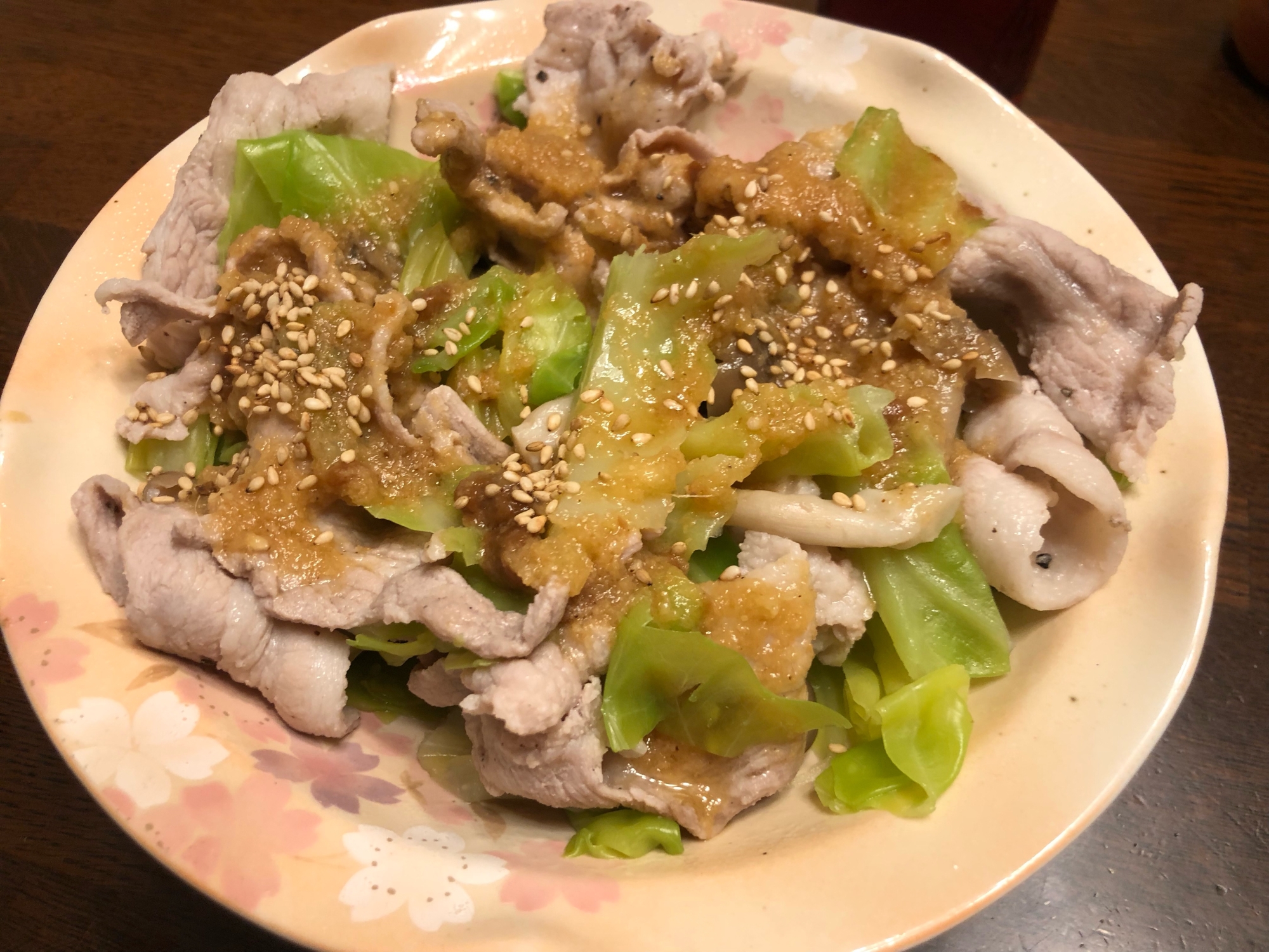 豚バラとキャベツの胡麻味噌だれサラダ。No.460