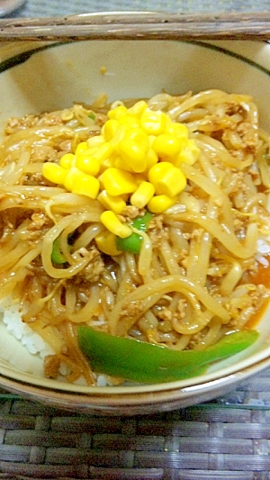 麻婆もやし丼