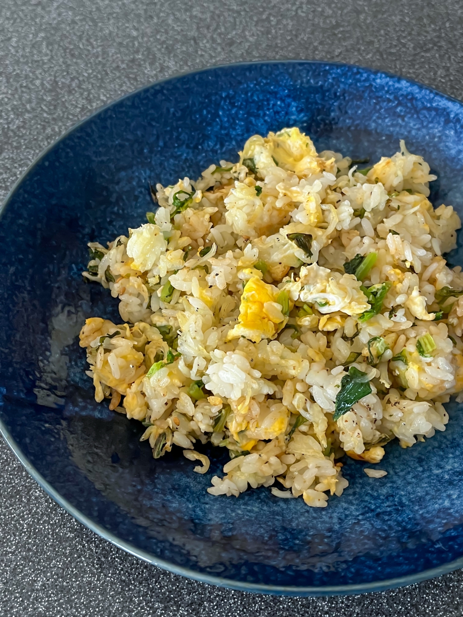 かぶの葉としらすの炒飯
