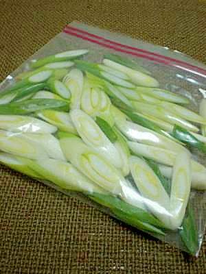 便利な 長ネギの冷凍保存 レシピ 作り方 By はちわれ413 楽天レシピ 便利な 長ネギの冷凍保存 レシピ 作り方 By はちわれ413 楽天レシピ