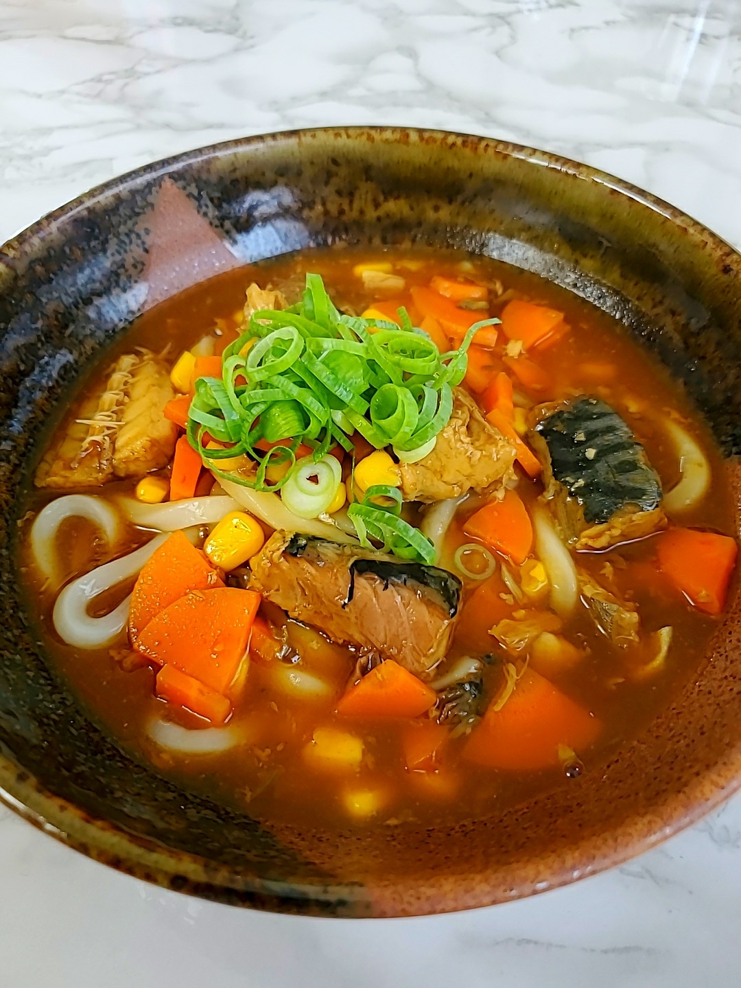 鯖缶カレーうどん