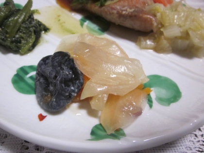 まあちゃんp様、サーモンマリネを作りました♪♪
とっても美味しいレシピをありがとうございます！！
良い午後をお過ごしくださいませ☆☆☆