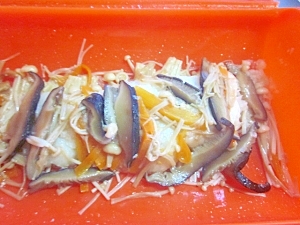 ルクエを使い～白身魚ときのこの塩麹蒸